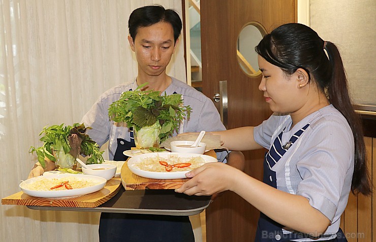 Izbaudam ēdienreizi Hošiminas vjetnamiešu restorānā «Rivia Seafood Dining». Sadarbībā ar 365 brīvdienas un Turkish Airlines 240001