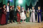 Tukumā radoši gaida Ziemassvētkus, bet Jaunpils pilī pošas Jaunā gada karnevālam 3