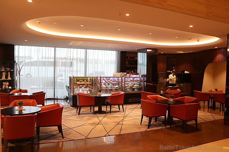 Travelnews.lv iepazīst Baku 5 zvaigžņu viesnīcu «Boulevard Hotel Baku Autograph Collection». Sadarbībā ar Latvijas vēstniecību Azerbaidžānā un tūrisma 241400