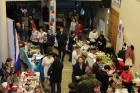 Jau 22. reizi Rīgā norisinājies tradicionālais ārzemju vēstniecību labdarības Ziemassvētku tirgus, kurā piedalījušās vairāk kā 30 ārvalstu vēstniecība 29