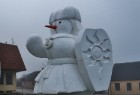 Šoziem Dobeles Sniegavīru saieta tēma ir Latvijas simtgade un tautas varonis - Lāčplēsis. Dobeles laukumos var satikt Melno bruņinieku, Spīdalu, Laimd 8