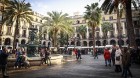 Barselona ir Vidusjūras piekrastes pērle, kas apvieno romiešu arhitektūras pieminekļus, viduslaiku ielas un kvartālus, lieliskas modernisma laikmeta ē 3