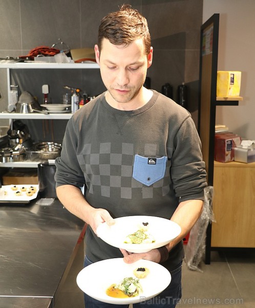 «Promo Cash&Carry Gastro» studijā viesojas Igaunijas restorāna «Söe» šefpavārs Pāvels Gurjanovs ar meistarklasi, kurš ir pasaules prestižā konkursa «B 244084