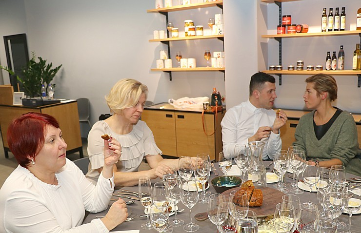«Promo Cash&Carry Gastro» studijā viesojas Igaunijas restorāna «Söe» šefpavārs Pāvels Gurjanovs ar meistarklasi, kurš ir pasaules prestižā konkursa «B 244114