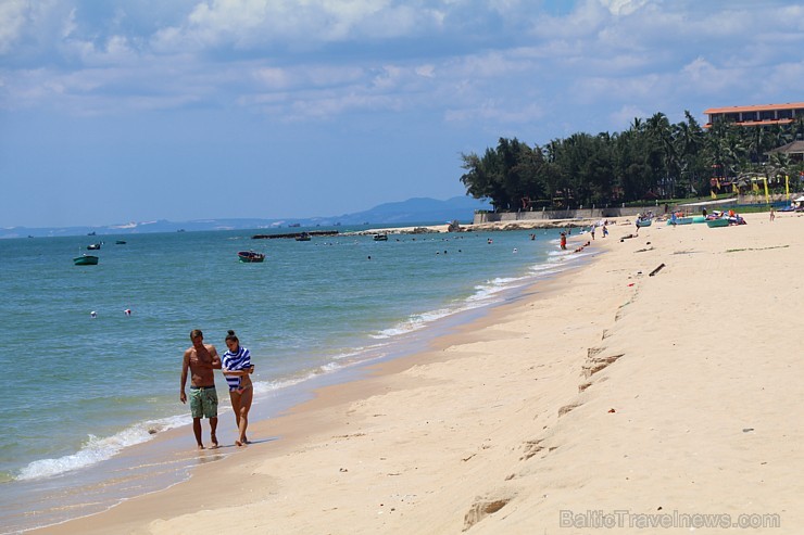 Travelnews.lv iepazīst Vjetnamas viesnīcas «Ocean Star Resort» pludmali  kopā ar 365 brīvdienas un Turkish Airlines 244321