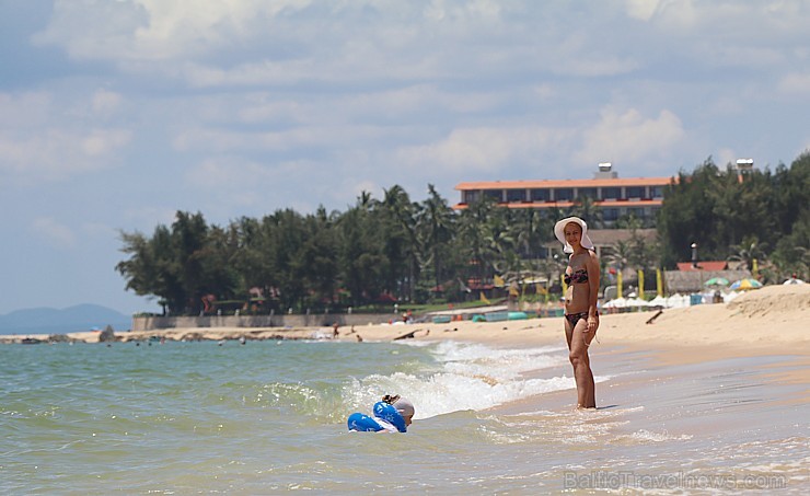 Travelnews.lv iepazīst Vjetnamas viesnīcas «Ocean Star Resort» pludmali  kopā ar 365 brīvdienas un Turkish Airlines 244324