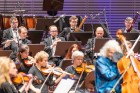 Ar grandiozu Liepājas Simfoniskā orķestra un pasaulslavenā čellista Miša Maiska koncertu atklāts 27. Liepājas Starptautiskais zvaigžņu festivāls 5