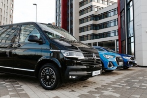 Baltijas valstīs vadošais automobiļu importētājs  Moller Baltic Import 2019. gadā piegādājis vēsturiski lielāko Audi un Volkswagen vieglo un komercaut 4