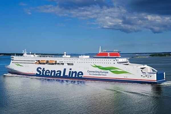 Stena Estelle - the newest and largest ship in Stena Line's fleet in the Baltic Sea - is now officially named!