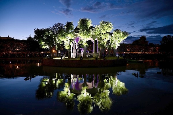 Tallinn: Light festival illuminates Kadriorg Park this week