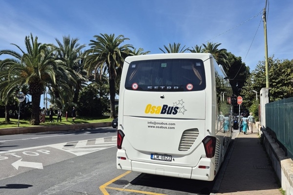 OsaBus Transfers Tourist Groups Across Monaco and the French Riviera
