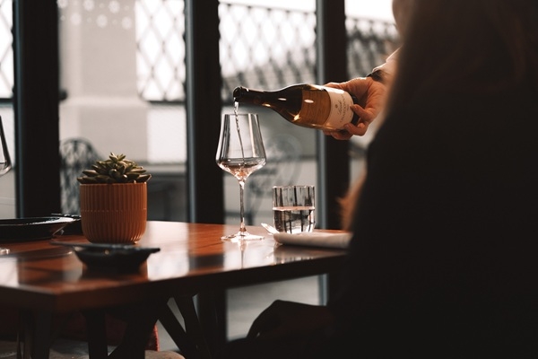 Stage22 Bar & Restaurant Recognised with White Star by Star Wine List