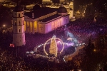 Vilnius Christmas Tree Combines Artistry and Sustainability with an Interactive Ornament Design